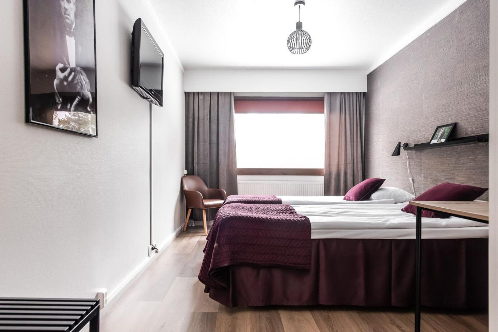 Hotel Kaeenpesae Ylivieska Εξωτερικό φωτογραφία
