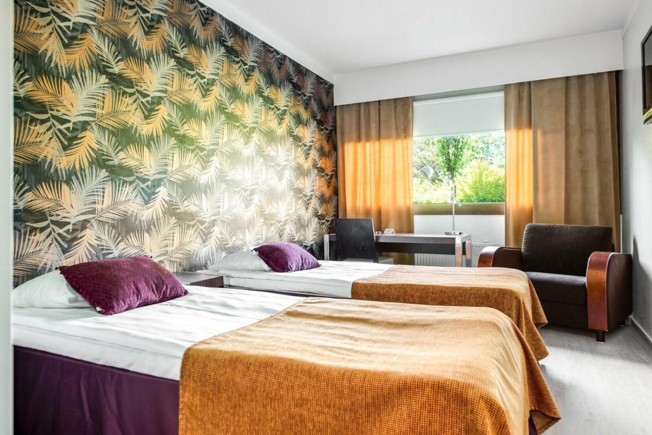 Hotel Kaeenpesae Ylivieska Εξωτερικό φωτογραφία